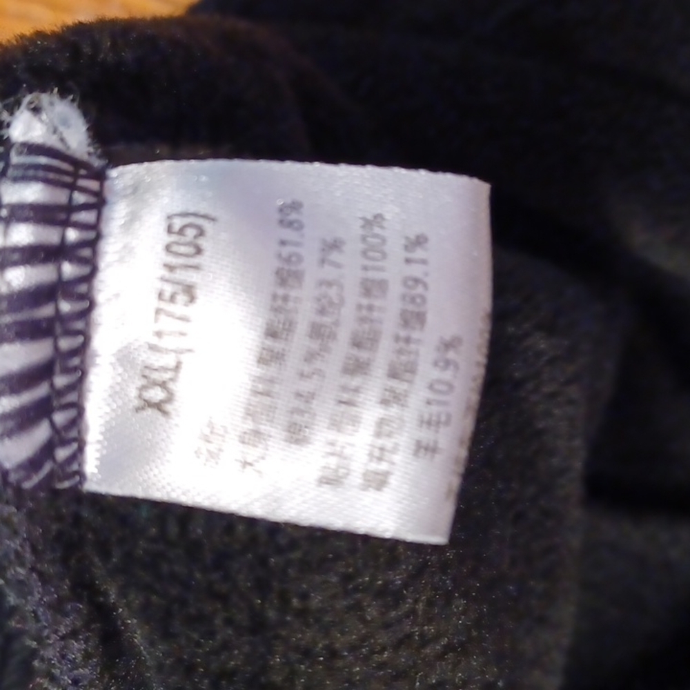 ASIAN Cropped Jacket - Picture 7 of 8